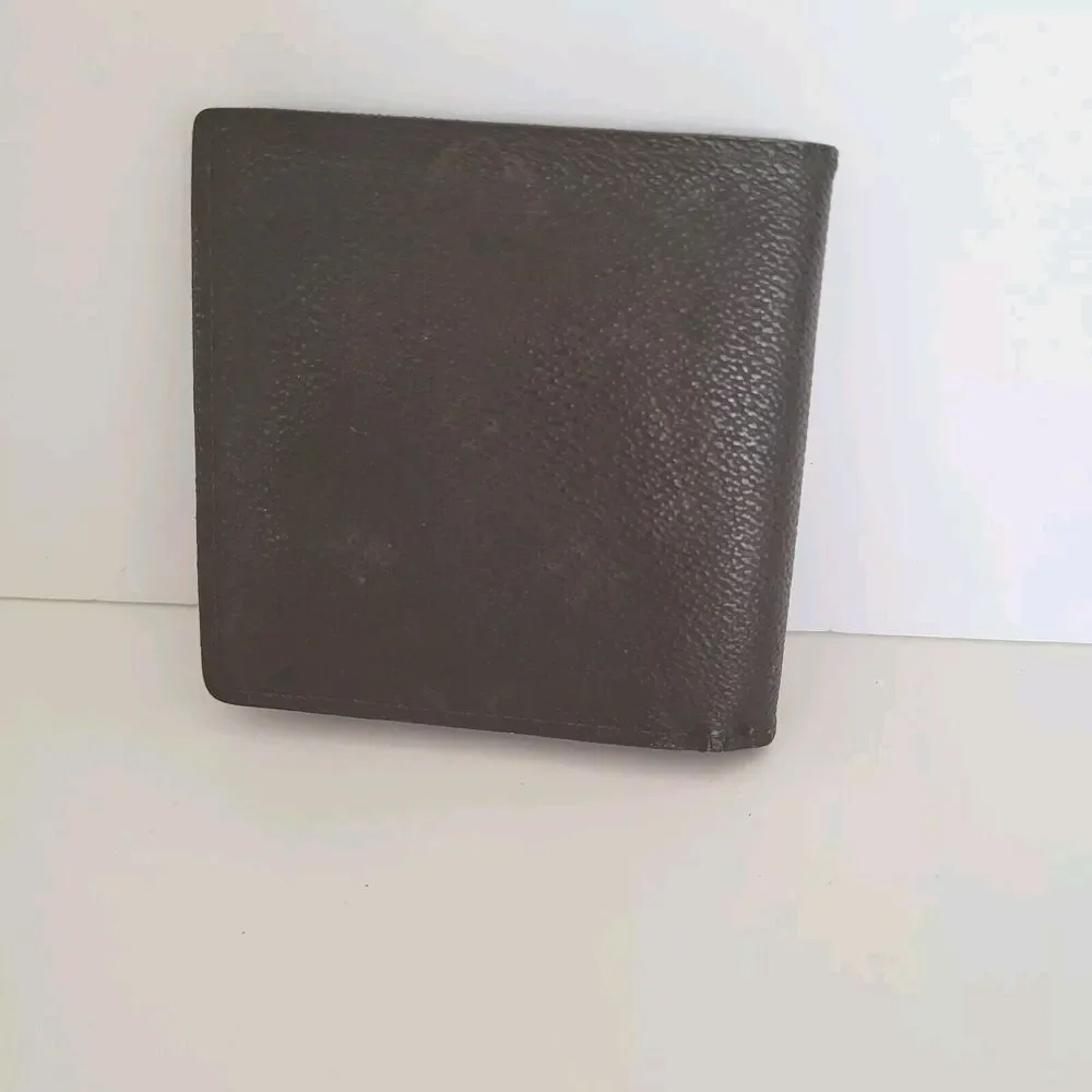 Vintage Louis Vuitton Men's LV Brown Bi-Fold Leather Wallet‎ Monogram Card Bill